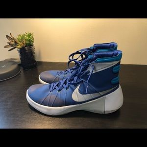 2017 Nike hyper-dunks